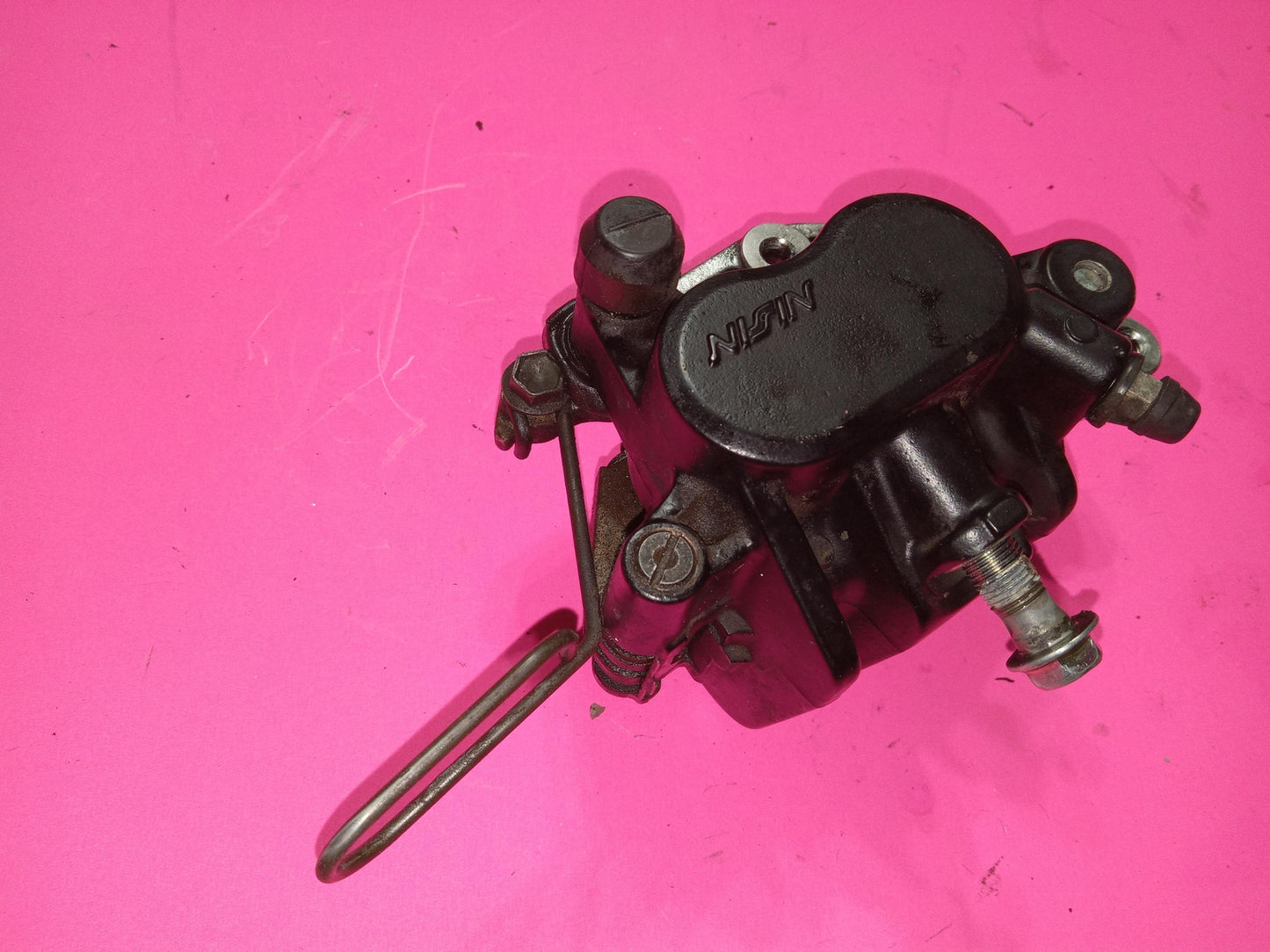 1995 SUZUKI BANDIT 600 LEFT FRONT BRAKE CALIPER
