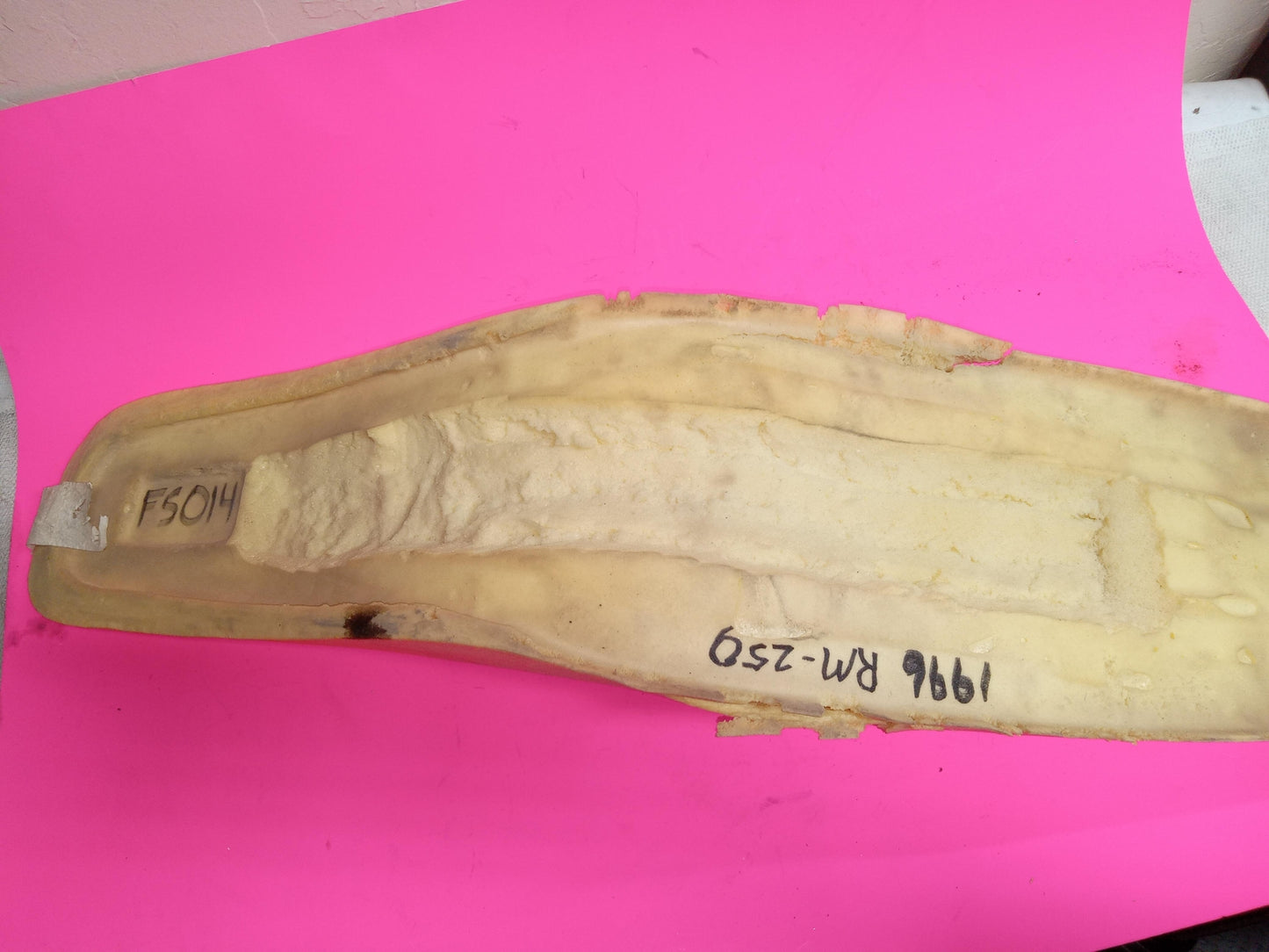 1996 SUZUKI RM250 OEM SEAT Foam