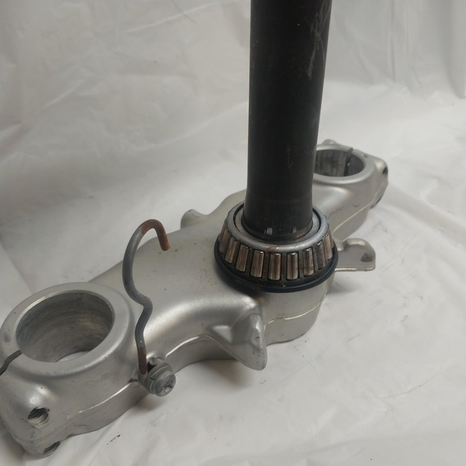 1980 SUZUKI PE400 OEM FRONT FORKS LOWER UPPER TRIPLE TREE STEM CLAMP