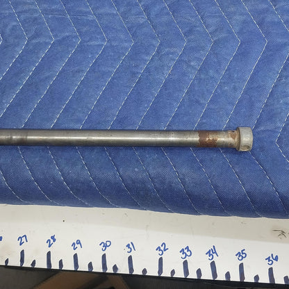 YAMAHA REAR AXLE BACK WHEEL RIM PIVOT BOLT AXEL 401-25381-00-00