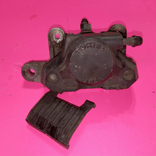 1995 SUZUKI  BANDIT 600 OEM TOKICO REAR BACK BRAKE CALIPER